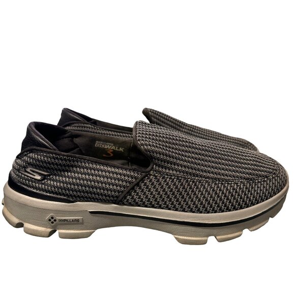 Skechers Go Walk 3 Loafers Mens 8 Black Gray GOmat Technology Walking Shoes - Picture 1 of 13
